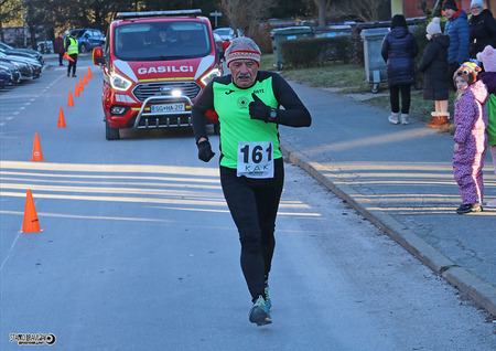 32. Silvestrski tek na Ravnah